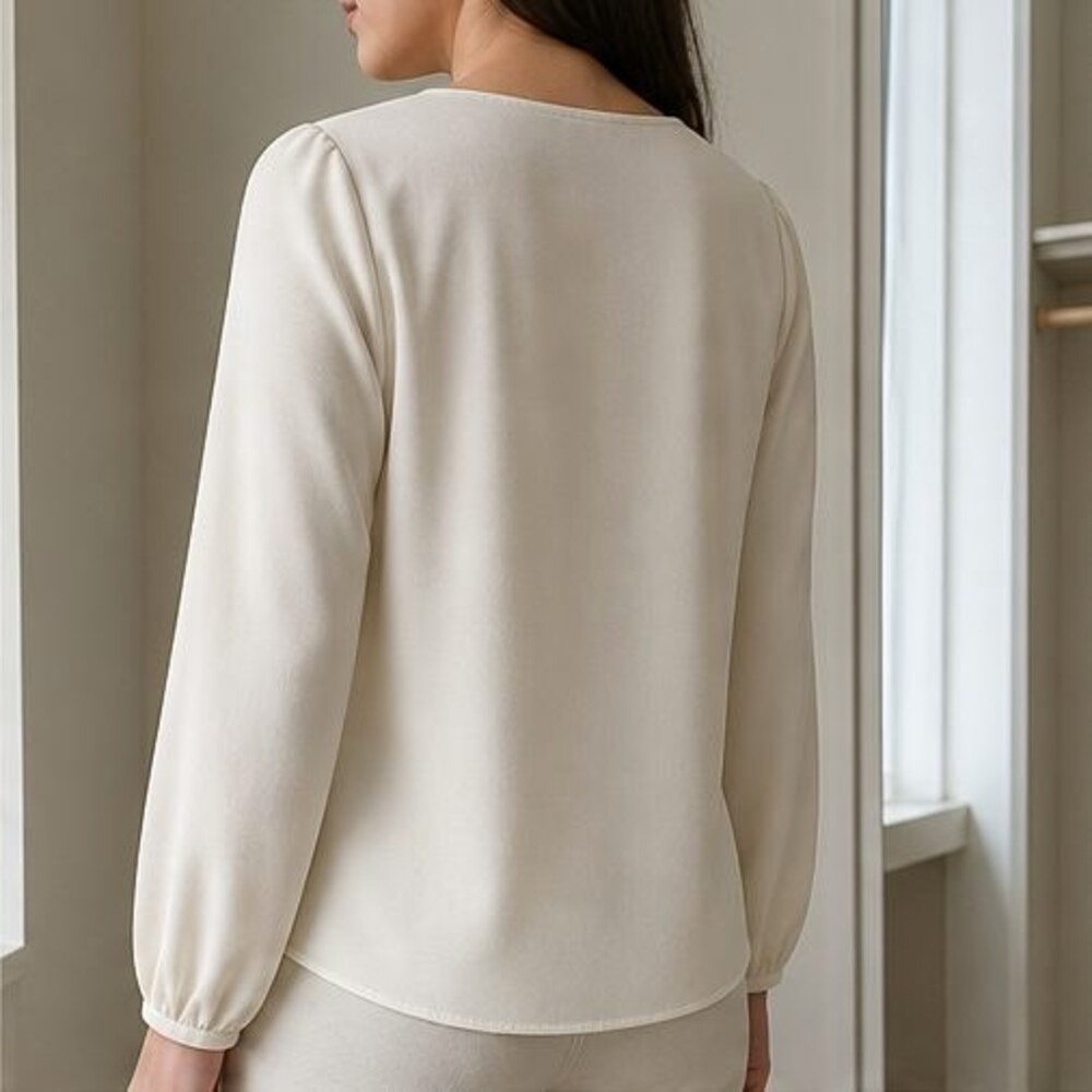 Cream Puff Sleeve Top - Picture 3 of 6